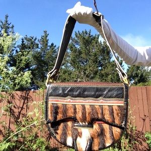 Tiger fur purse